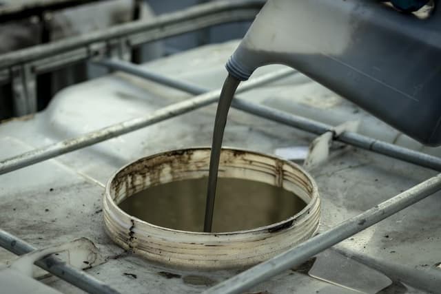 CNC Cutting Fluid Removal